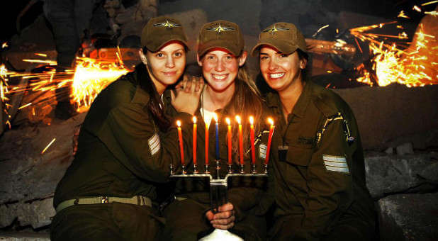 IDF Female Soldiers