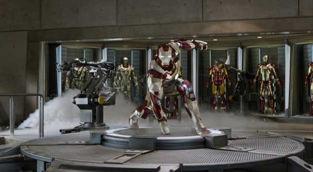 Gritty Violence Short-Circuits Dazzling ‘Iron Man 3’