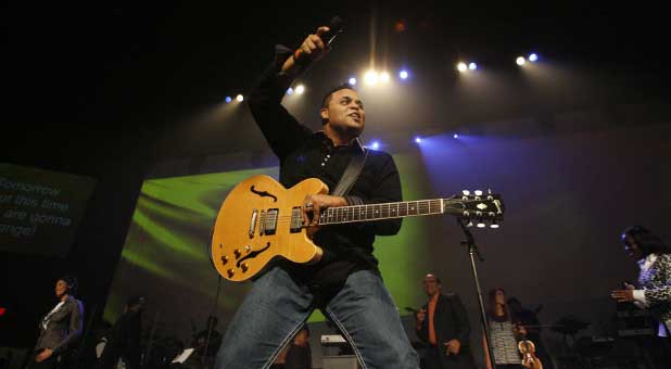 A Q&A With Israel Houghton
