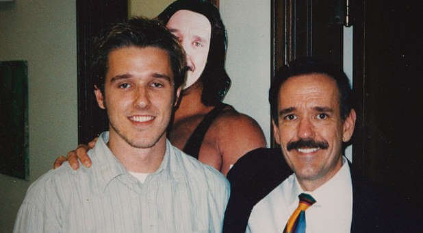Cameron (l) and Steve Strang in 2000