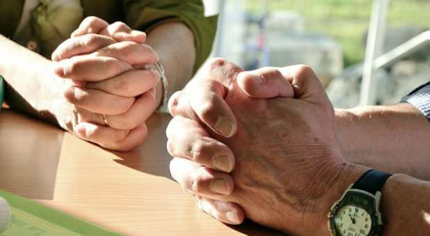 The Real Reason Many Christians Don’t Go to Prayer Meetings