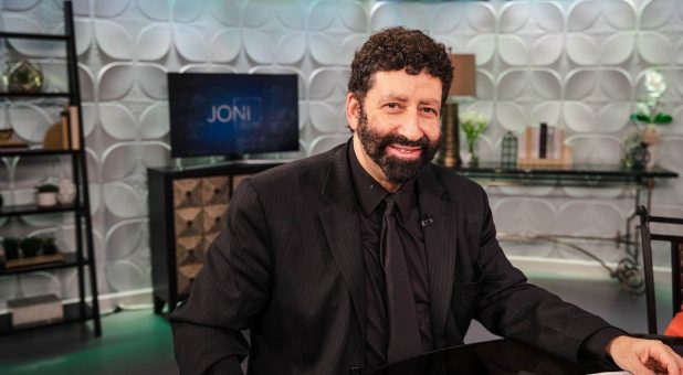 Jonathan Cahn Answers the Question, ‘Are We Under God’s Judgment?’