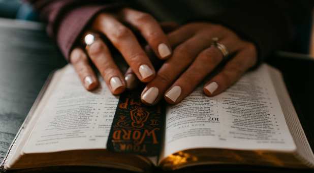 Should Women Function as Pastors, Elders, Overseers in Today’s Churches?