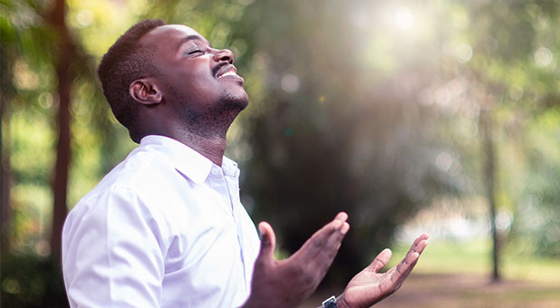8 Ways You Can Attract God’s Full Attention